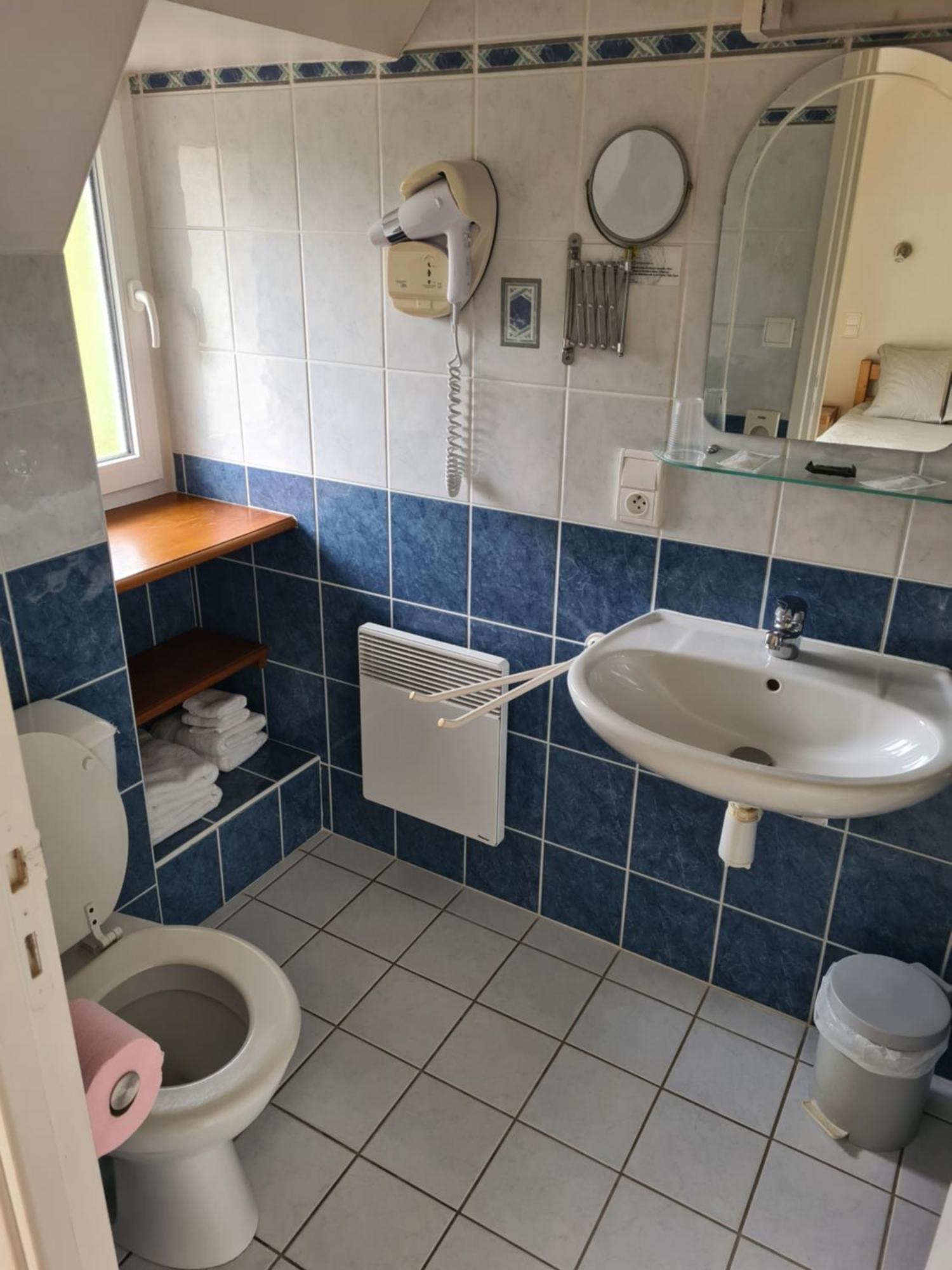 Hotel Saint Julien Aux Bois Екстер'єр фото