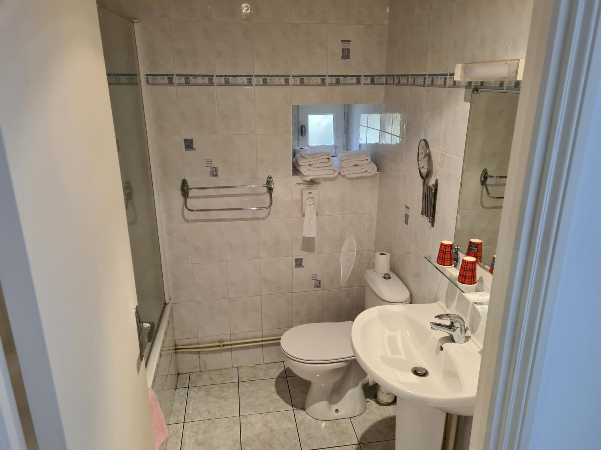 Hotel Saint Julien Aux Bois Екстер'єр фото